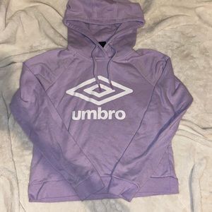 Umbro hooded cropped sweatshirt💰